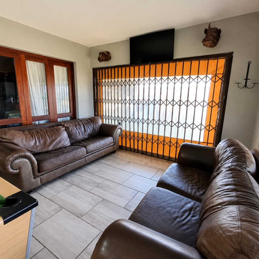 4 Bedroom Property for Sale in Metsimaholo Free State